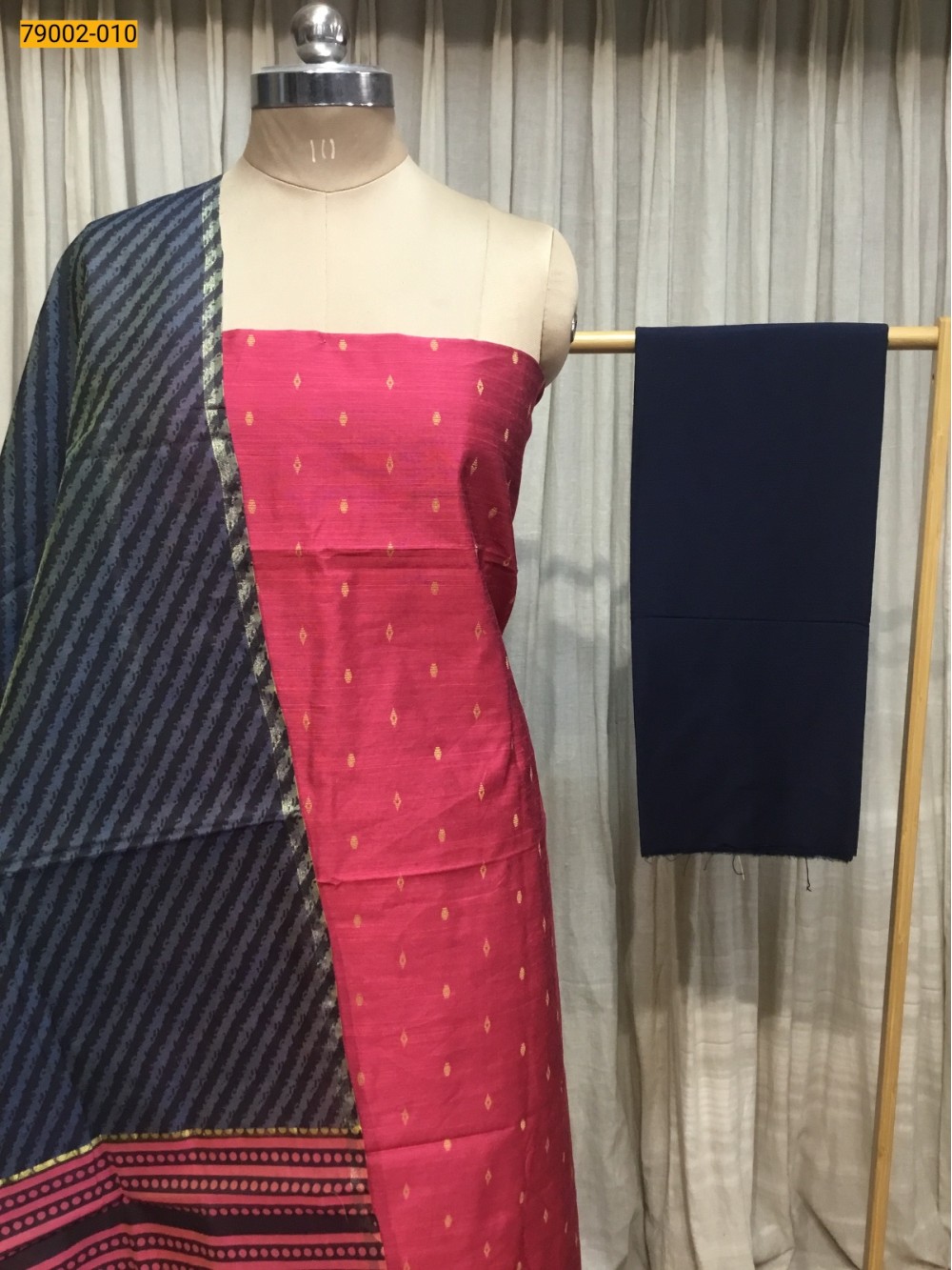 Red Handloom Chudithar Material