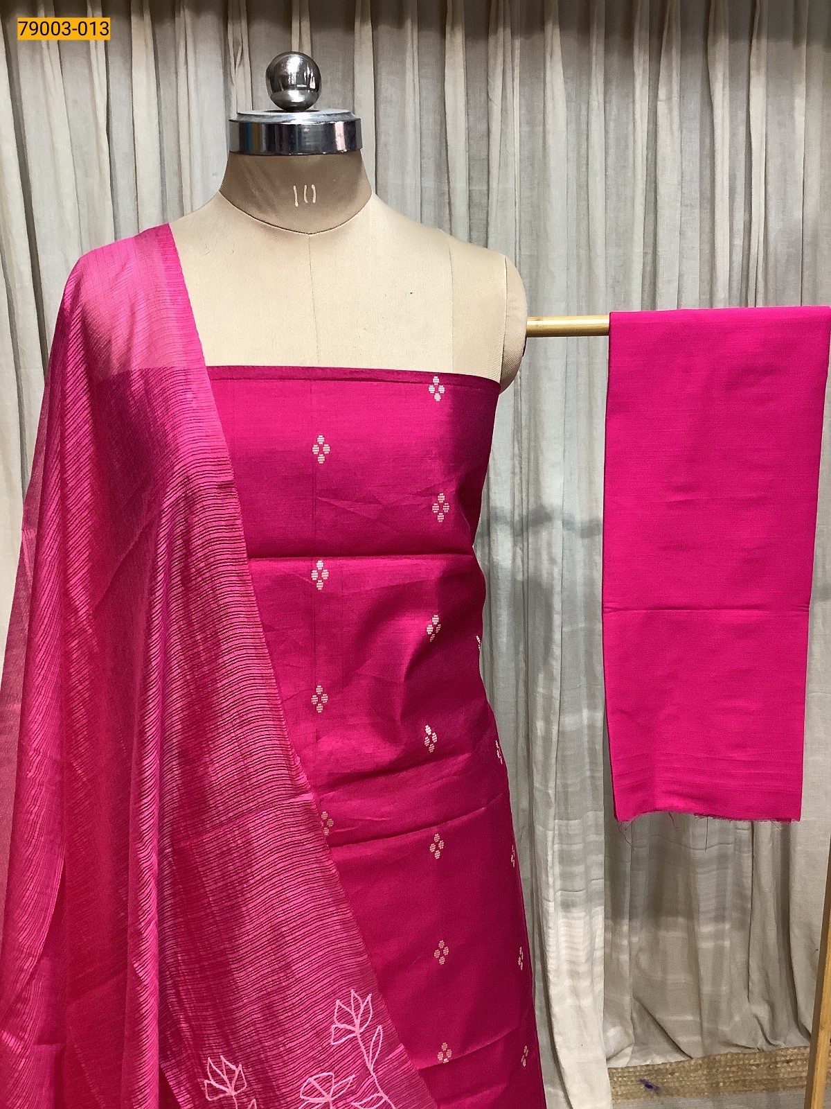 Pink Handloom Chudidhar Material