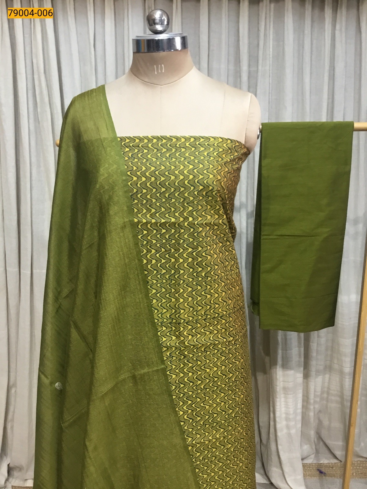 Green Handloom Chudithar Material