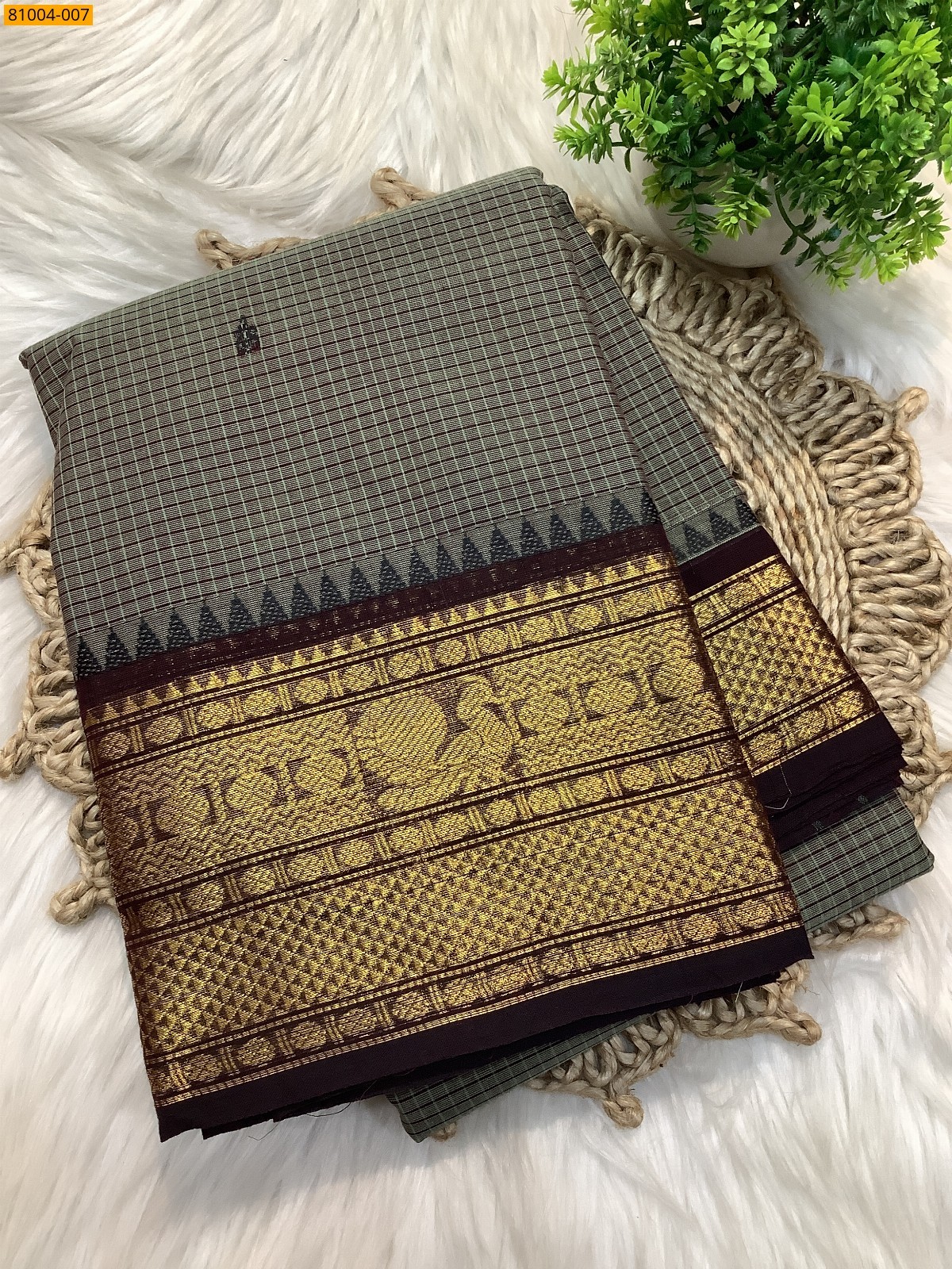 Grey Chettinad Cotton checked Sarees