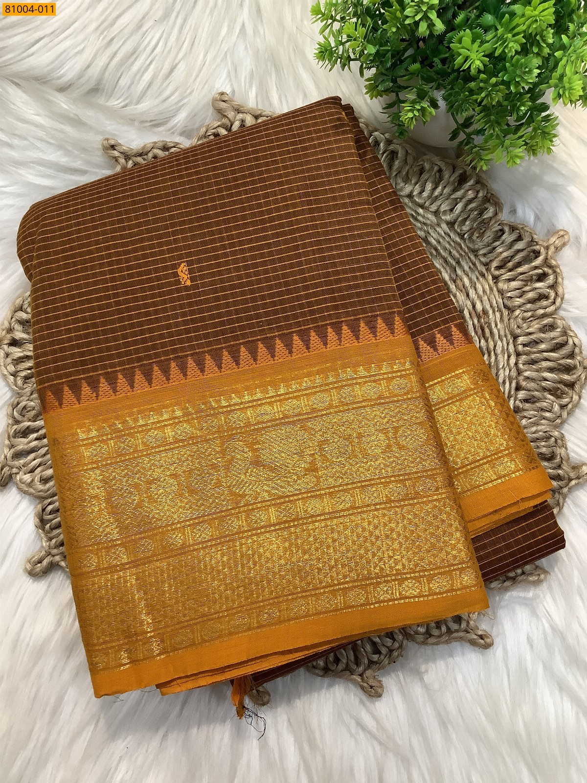 Brown Chettinad Cotton checked Sarees