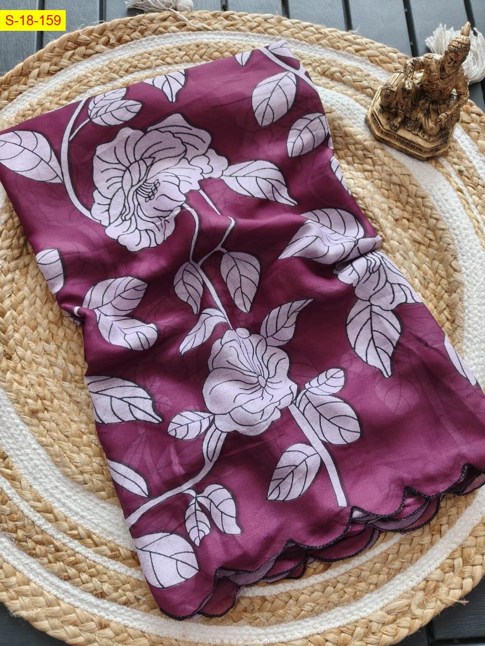 Pink Georgette marshmallow leaf printed sarees
