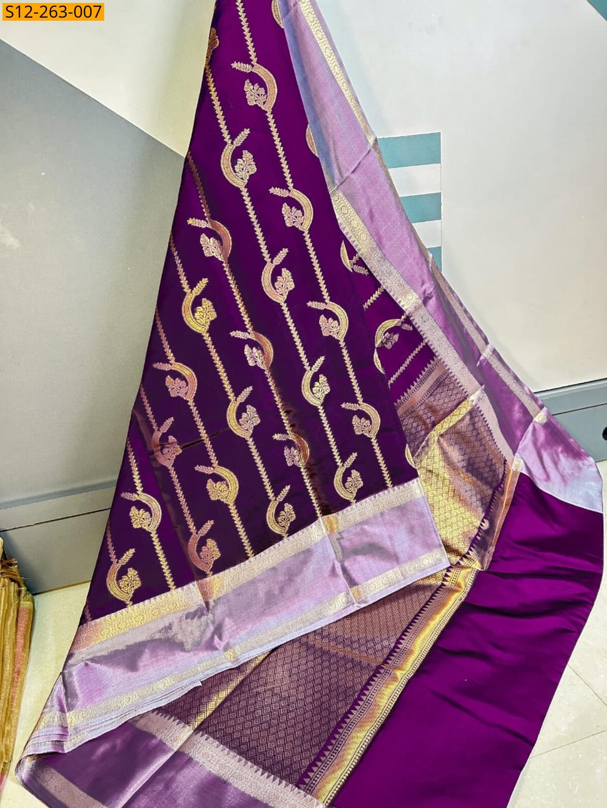Banarasi semi katan soft silk saree - Purple
