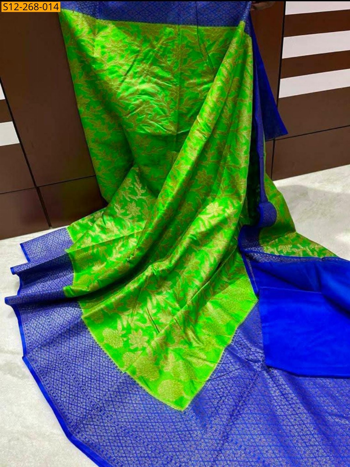 Green Banarasi  semi dupion soft silk Saree