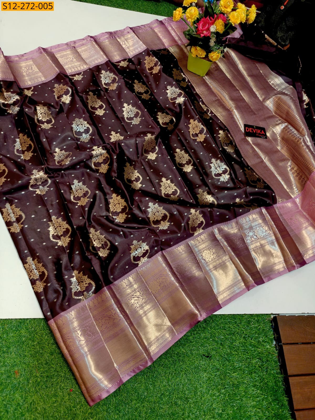 Wine Banarsi kanjivaram pattu soft silk Saree