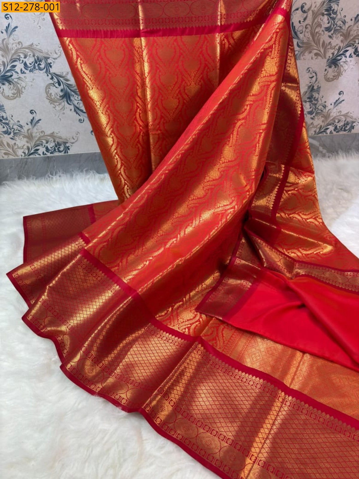 Red Banarsi semi kataan soft silk Saree