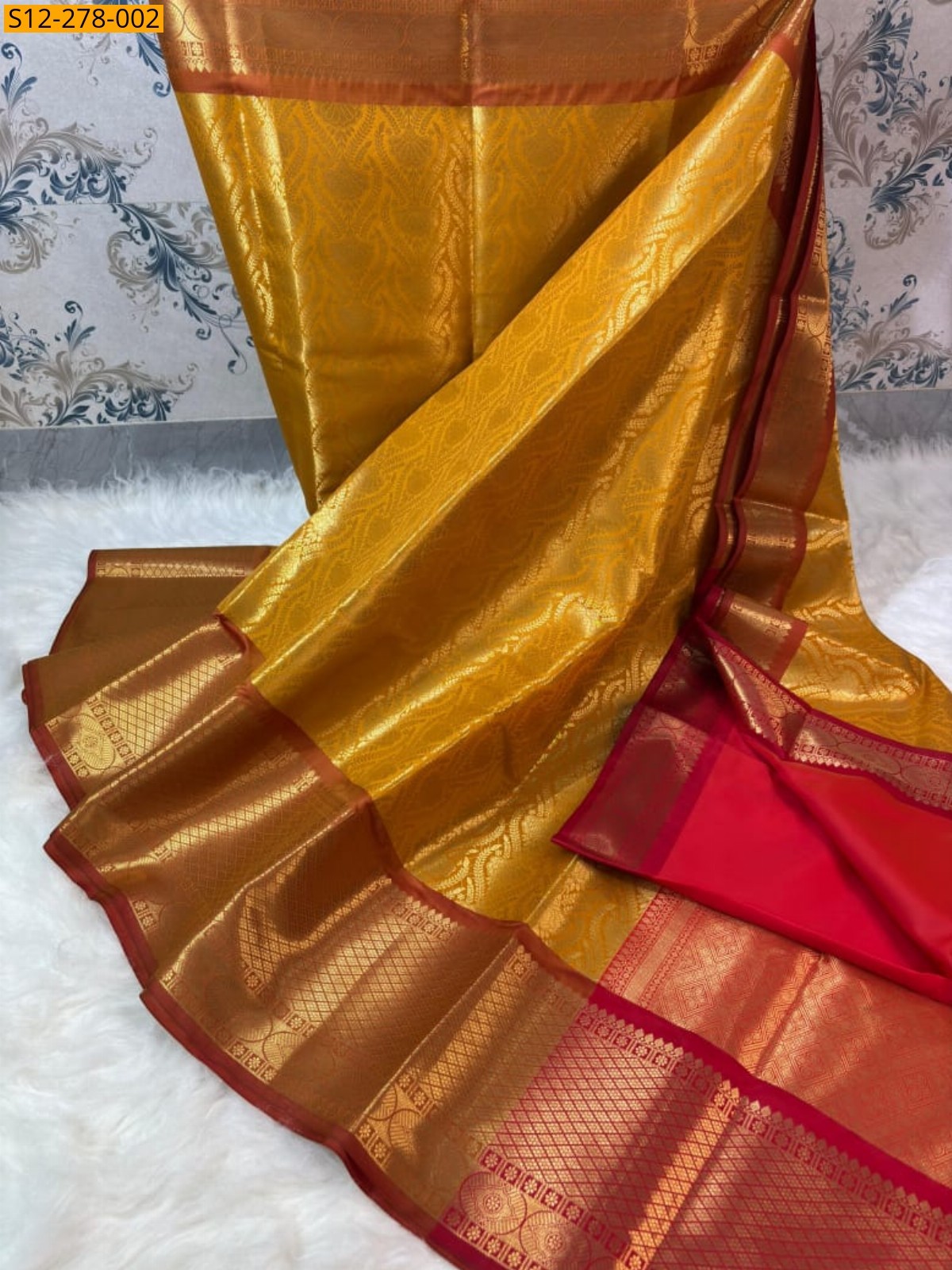 Gold Banarsi semi kataan soft silk Saree