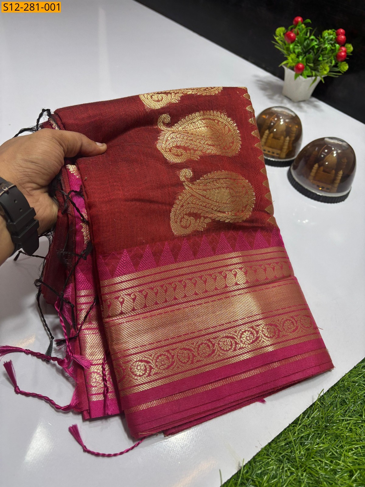 Red Banarsi  pv cotton soft silk Saree