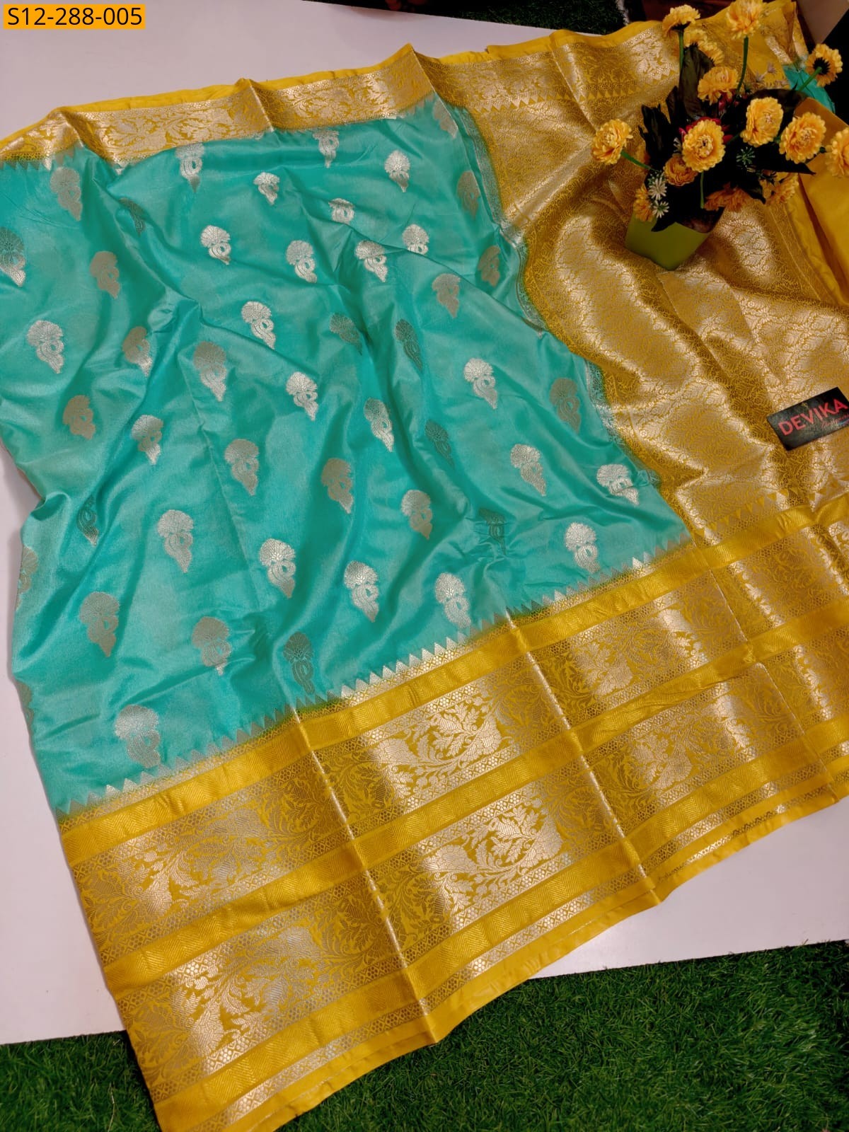 Sky blue Banarsi daibal semi kataan soft silk Saree