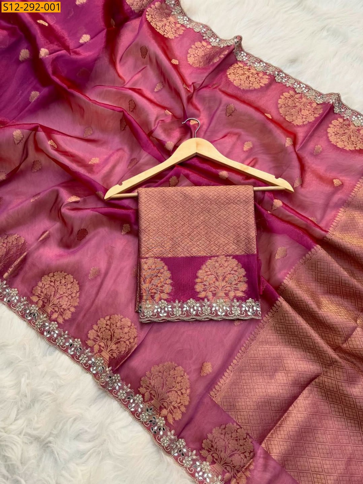 Pink Banarsi daibal semi tissue soft silk Saree