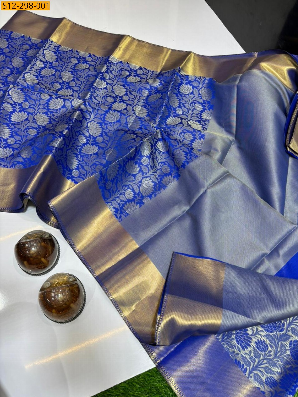 Banarasi  Semi Kataan Soft Silk Saree
