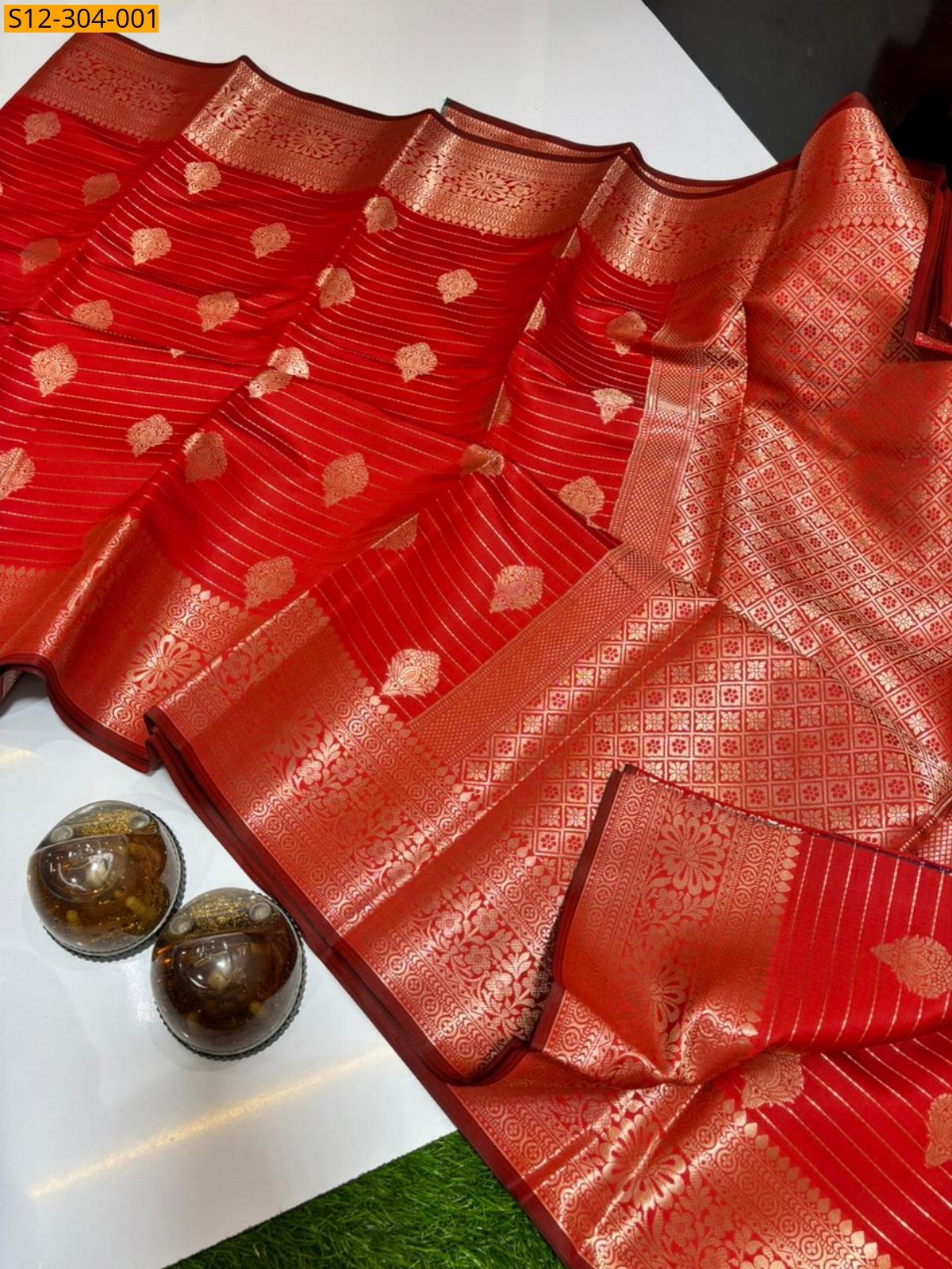 Banarsi semi kataan soft silk Saree