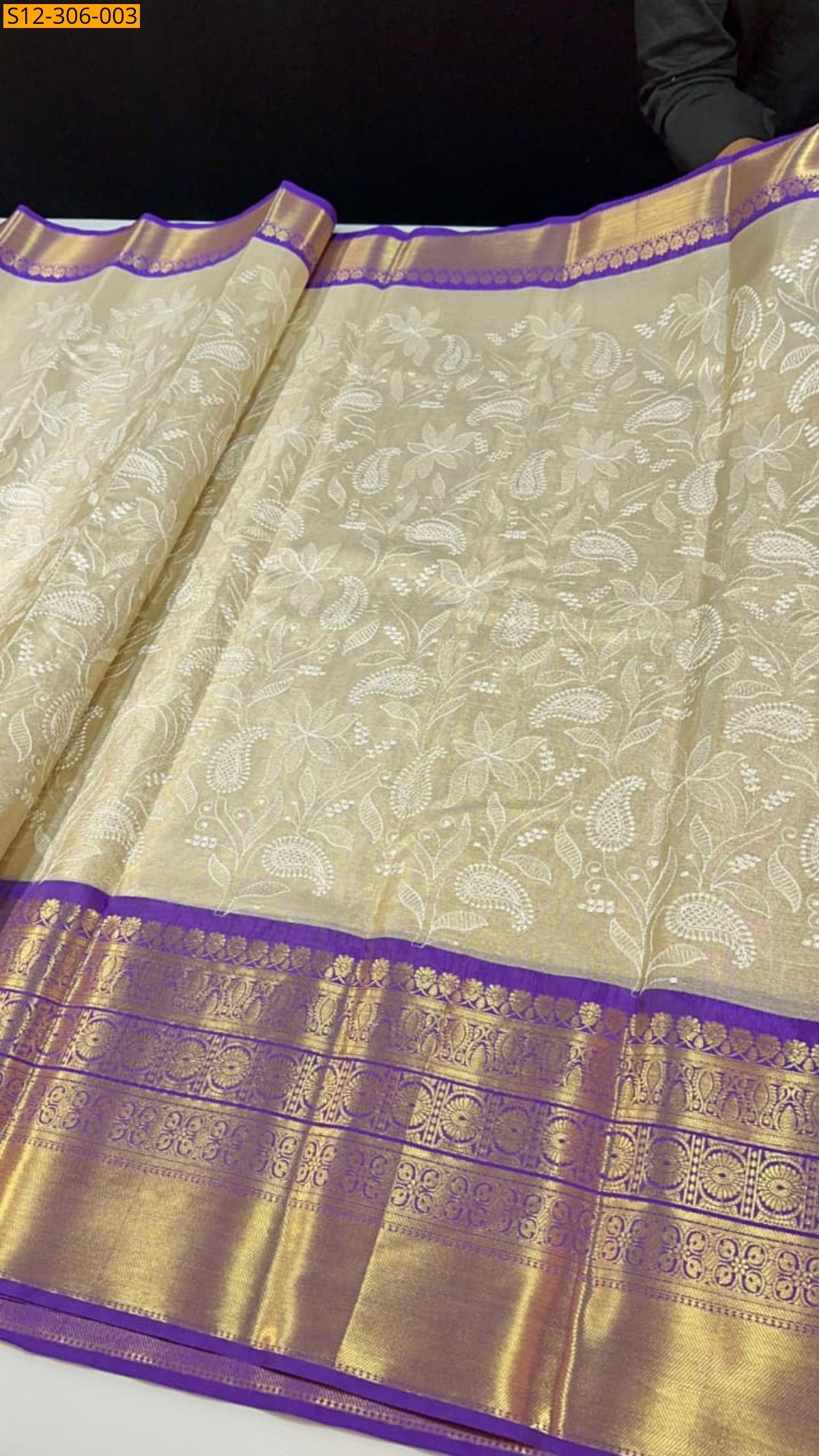 Purple Banarsi kaanchi border tissue embroidery Saree