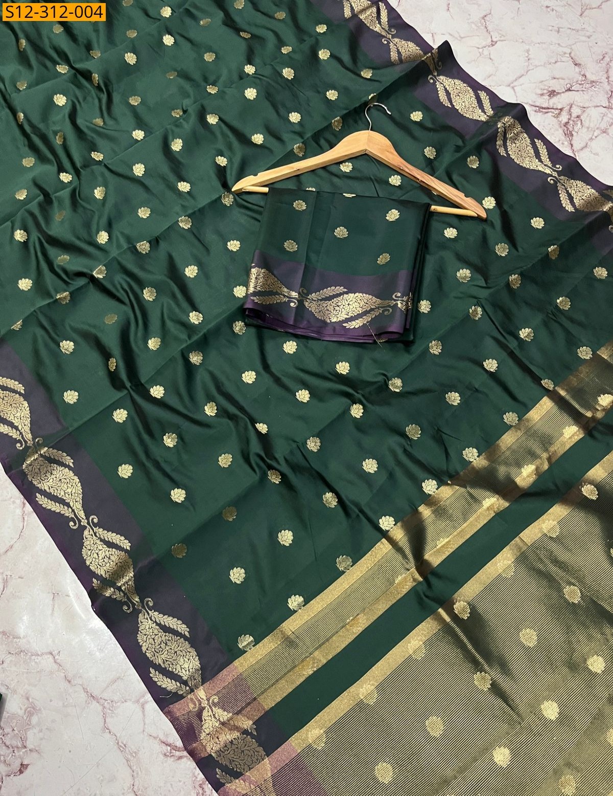 Green Banarasi semi kataan soft silk Saree