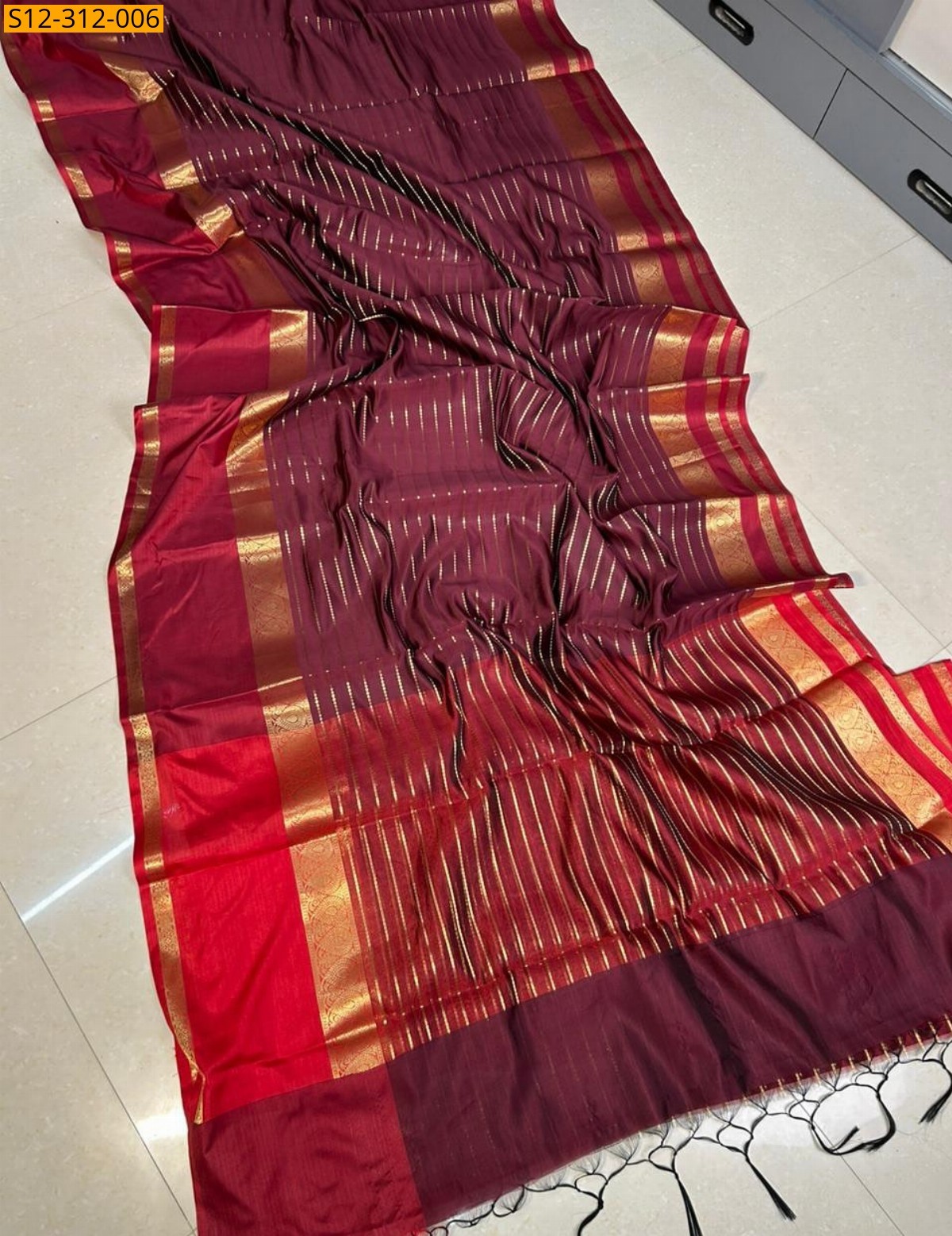 Maroon Banarasi semi kataan soft silk Saree