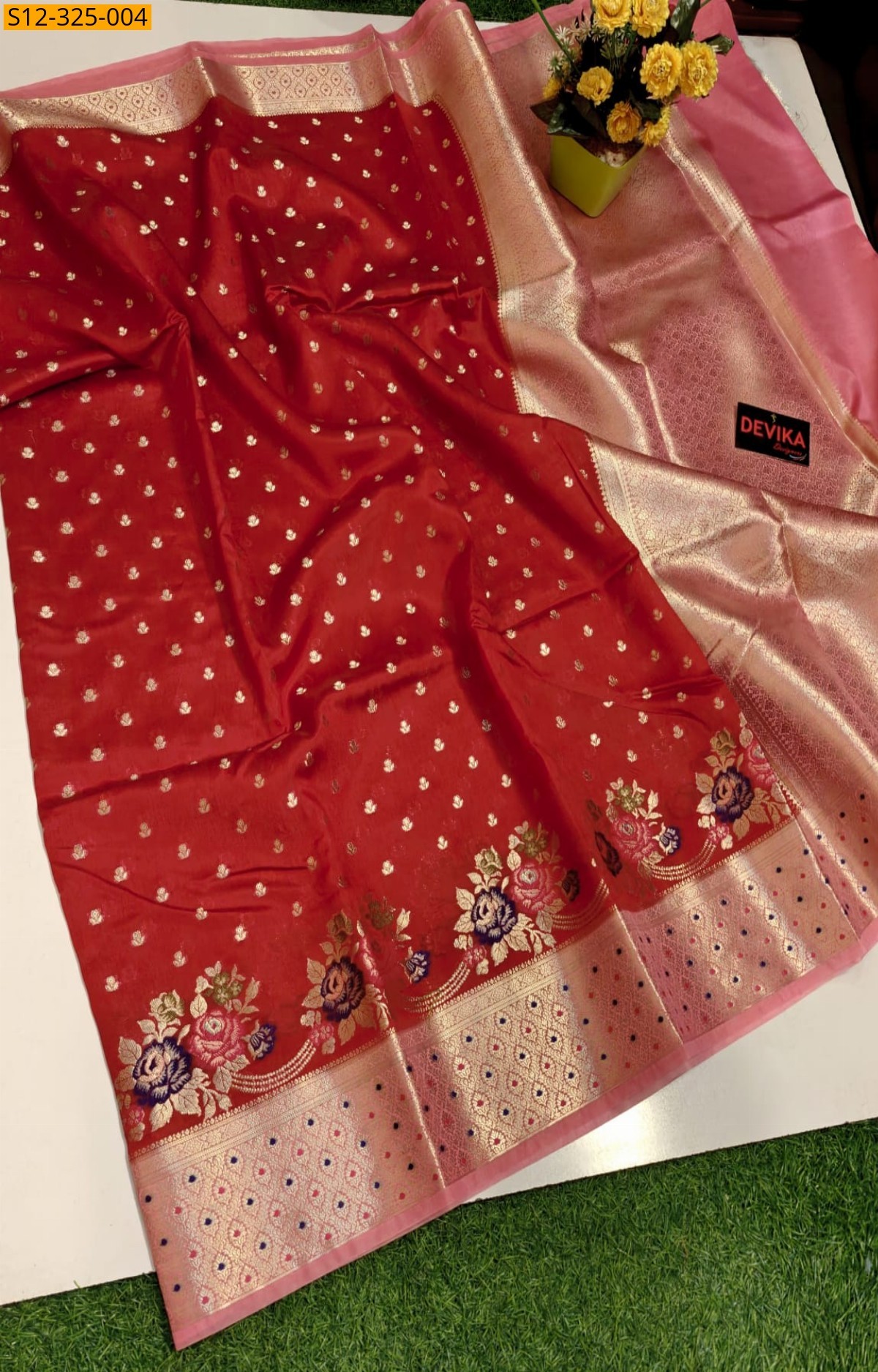 Red Banarasi daibal chiniya soft silk Saree