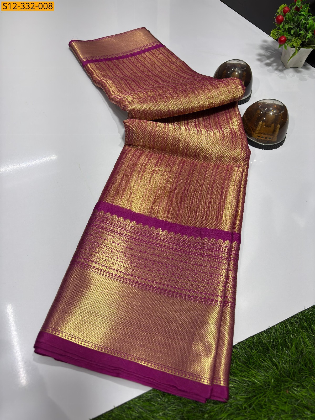 Pink Banarasi checks soft silk saree