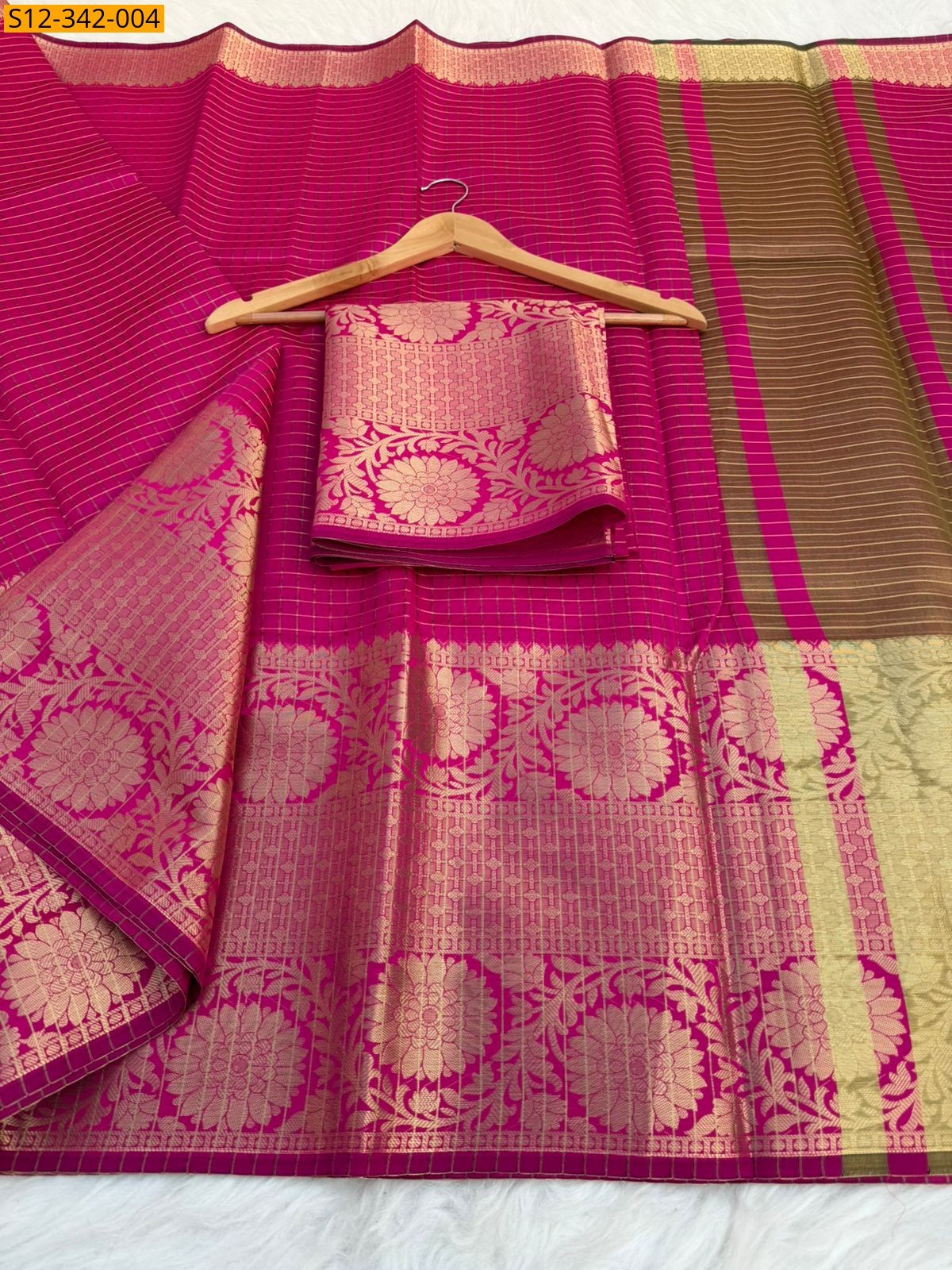 Pink Banarasi semi kataan soft silk Saree