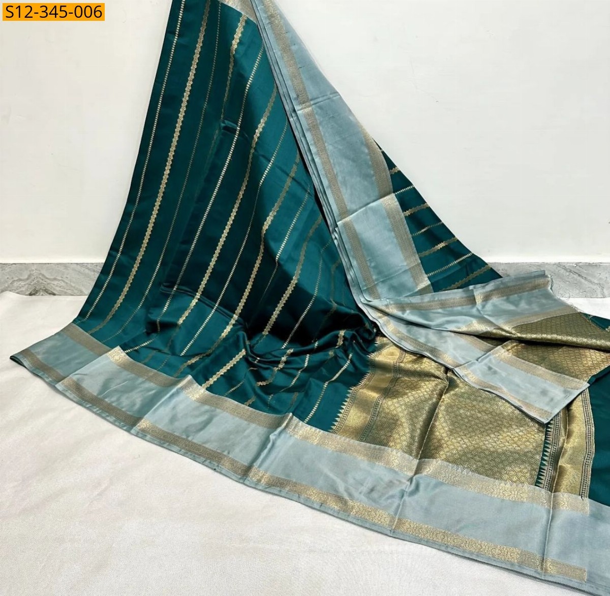 Green Banarsi semi kataan soft silk Saree