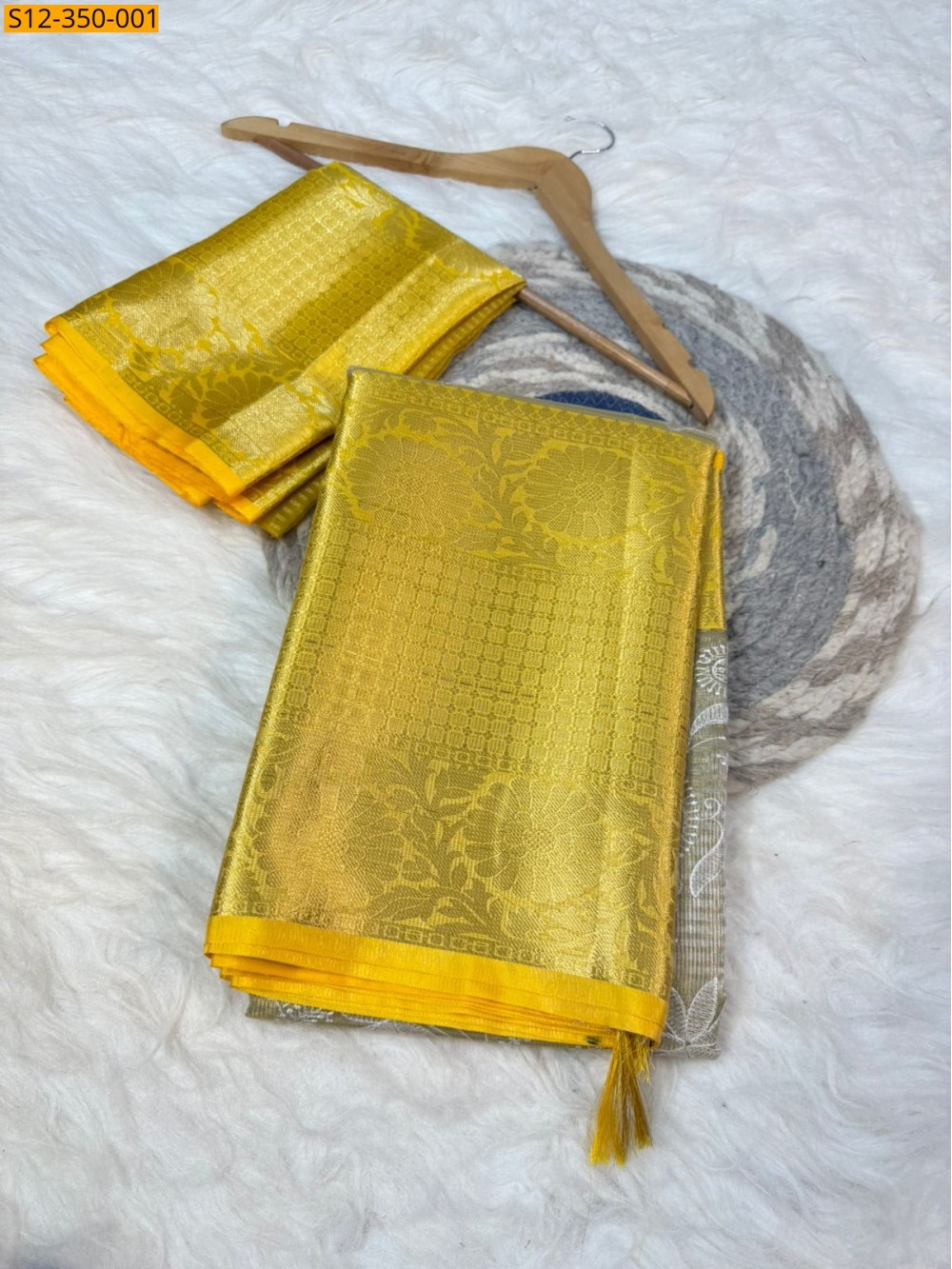 Silver Banarasi Tissue Embroidery Silk Saree Silver Banarasi Tissue Embroidery Silk Saree