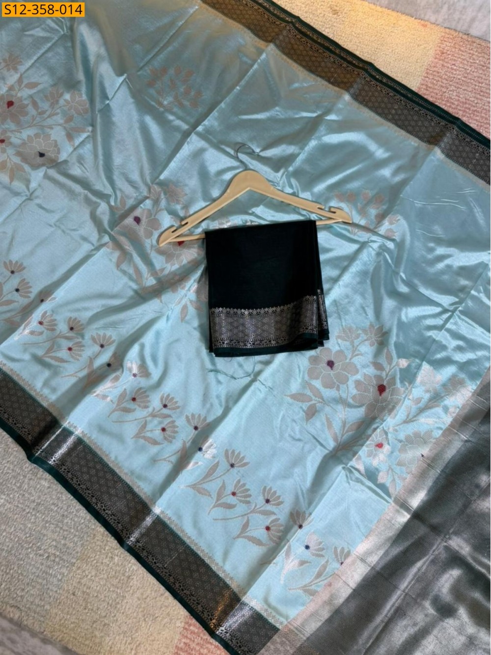 Banarasi kataan Raw Mango soft silk Saree