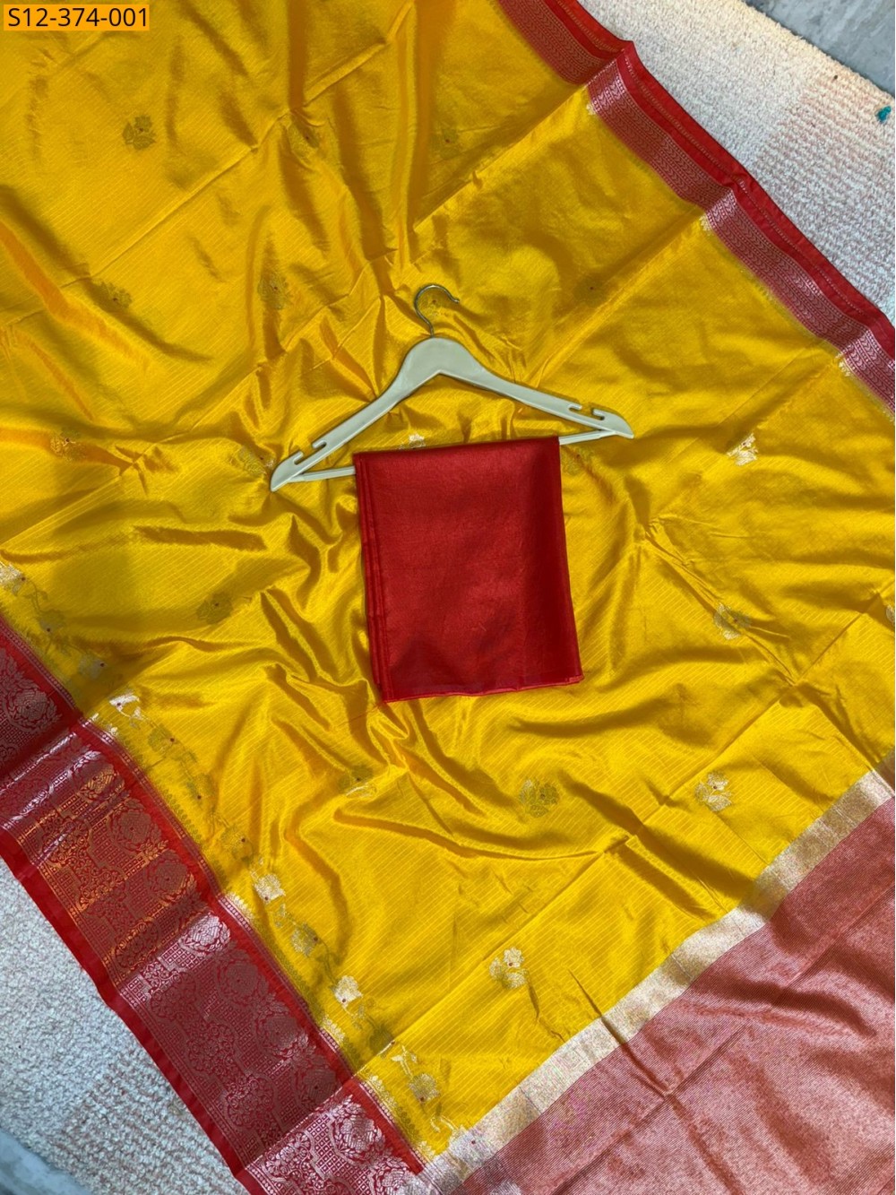 Fancy Banarasi daibal raw mango soft silk Saree