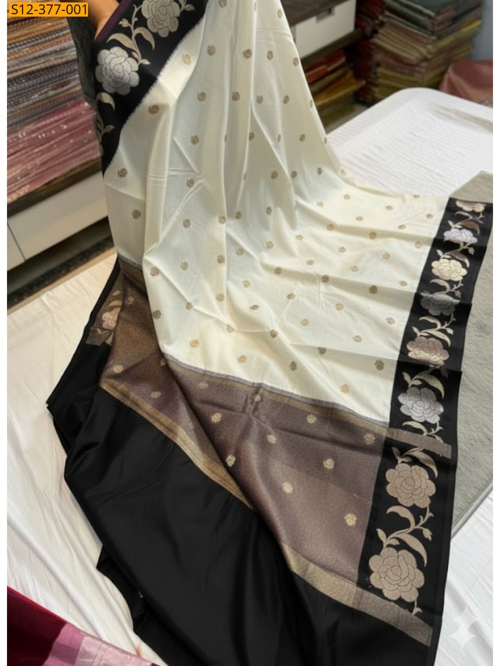 Fancy Banarsi daibal wam soft silk Saree