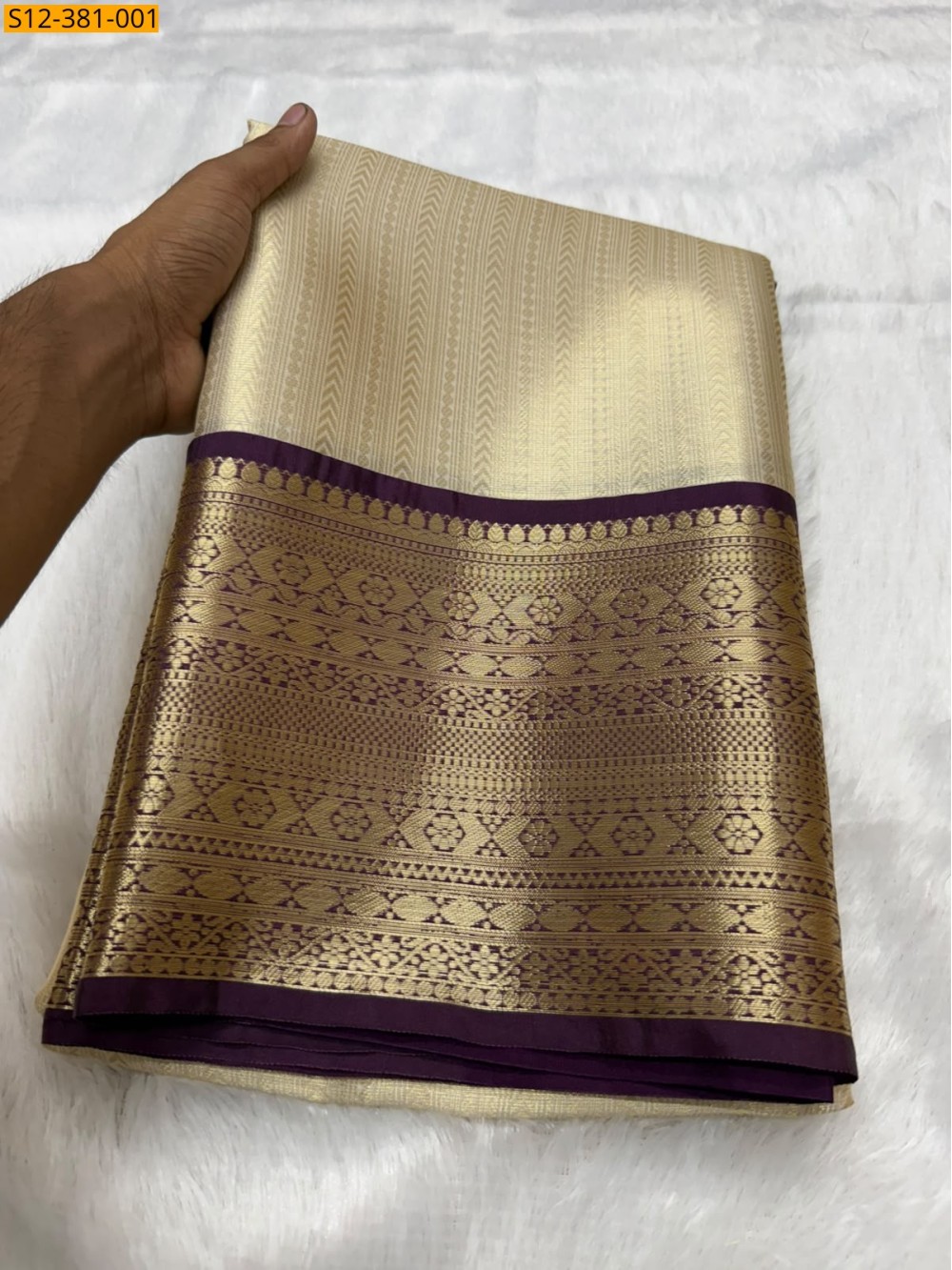 Silver Fancy Banarasi semi kataan soft silk Saree Silver Fancy Banarasi semi kataan soft silk Saree