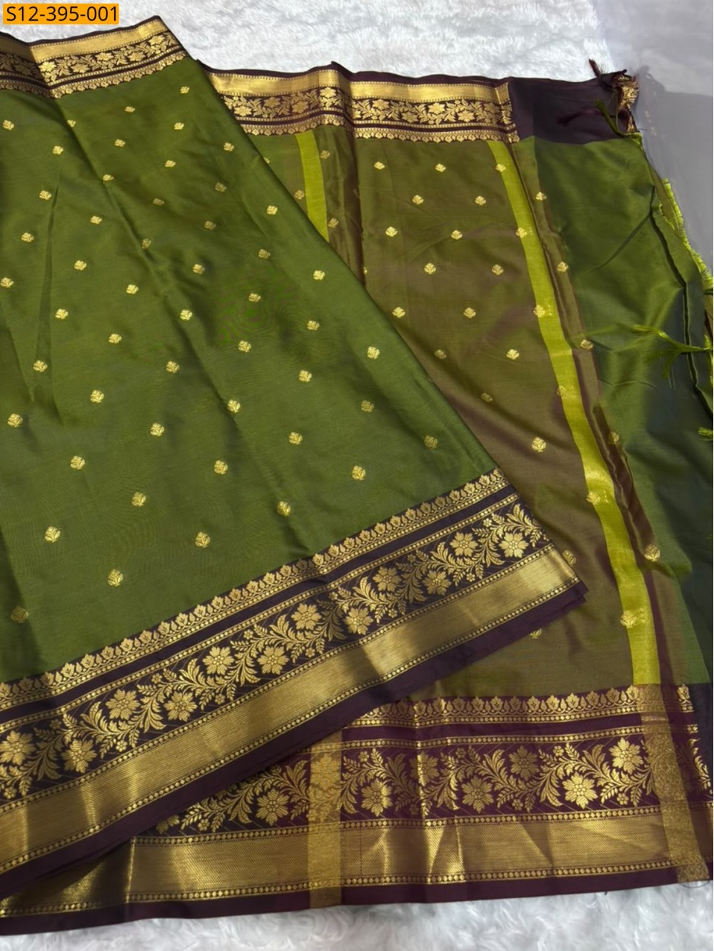 Green Fancy Banarsi semi kataan soft silk Saree Green Fancy Banarsi semi kataan soft silk Saree