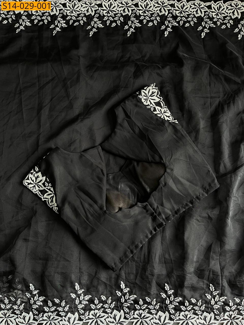 Black Black Tabi Silk Saree With Thread Work