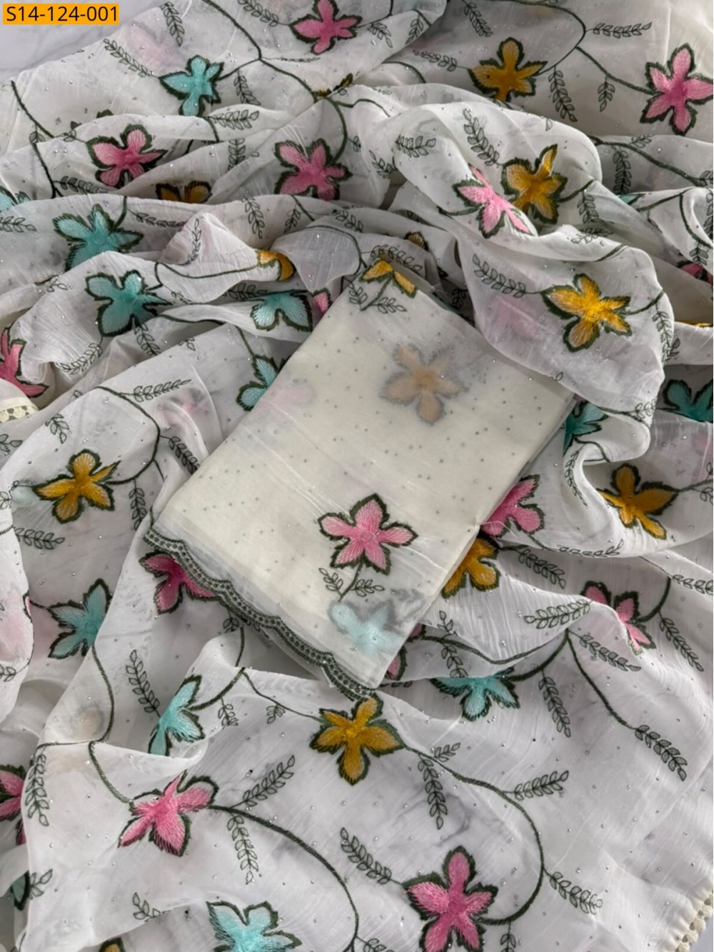 White Fancy Soft Rangoli Silk Crush Saree White Fancy Soft Rangoli Silk Crush Saree