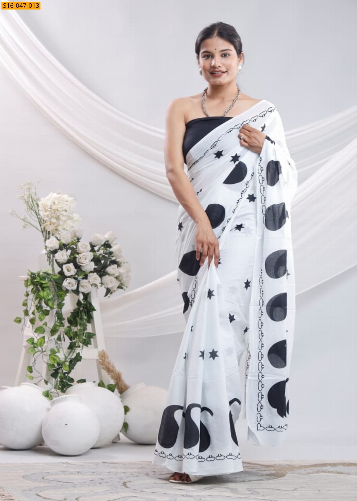 White Mulmul cotton block printed sarees