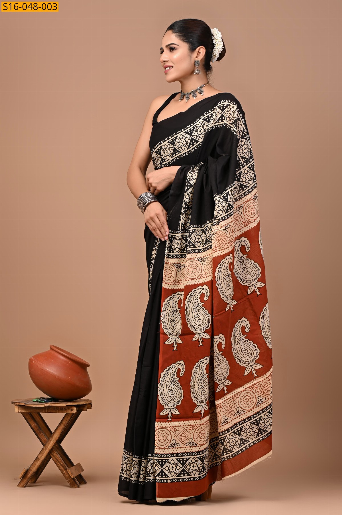Black Mulmul Cotton Sarees