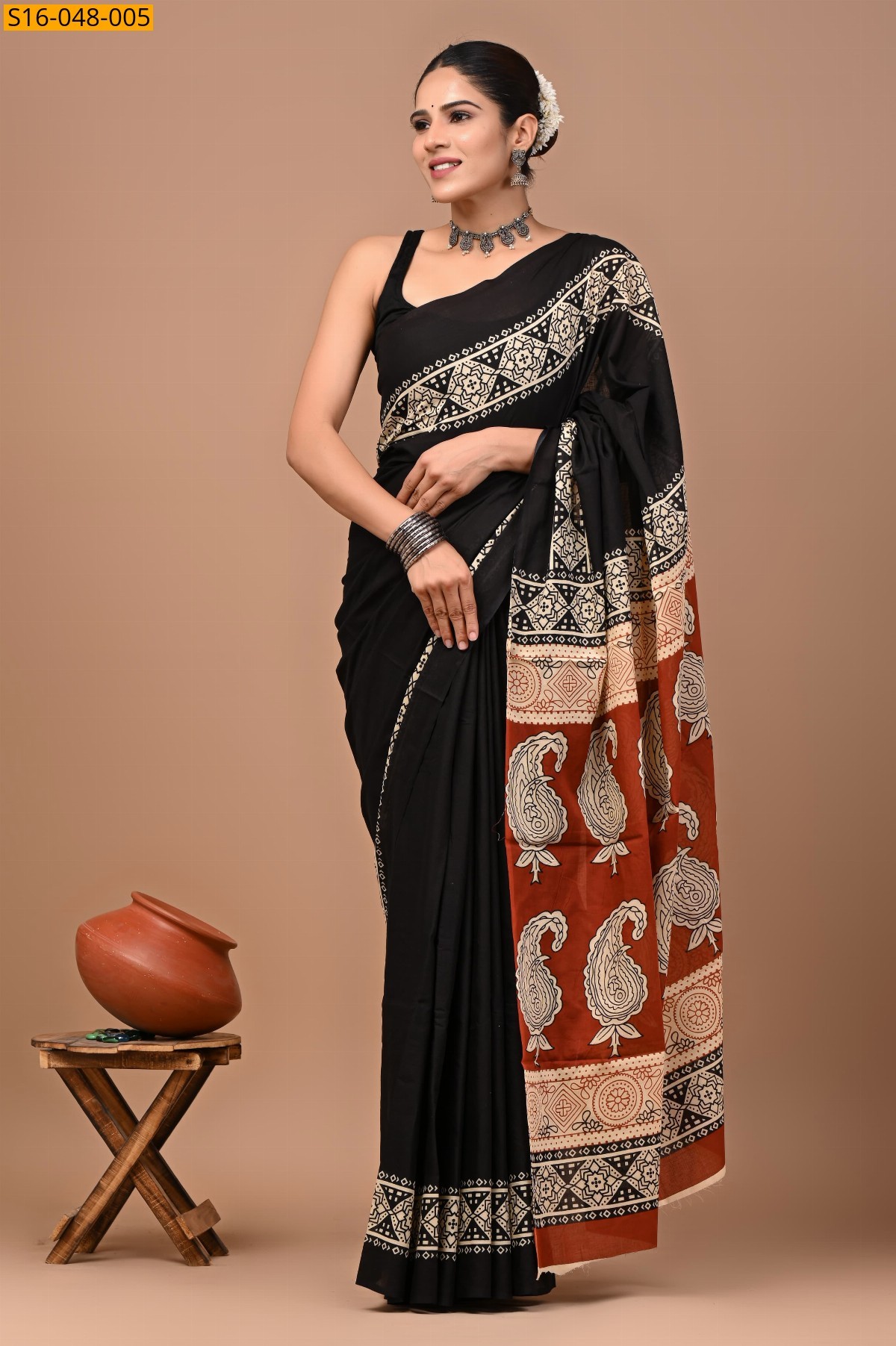 Black Mulmul Cotton Sarees