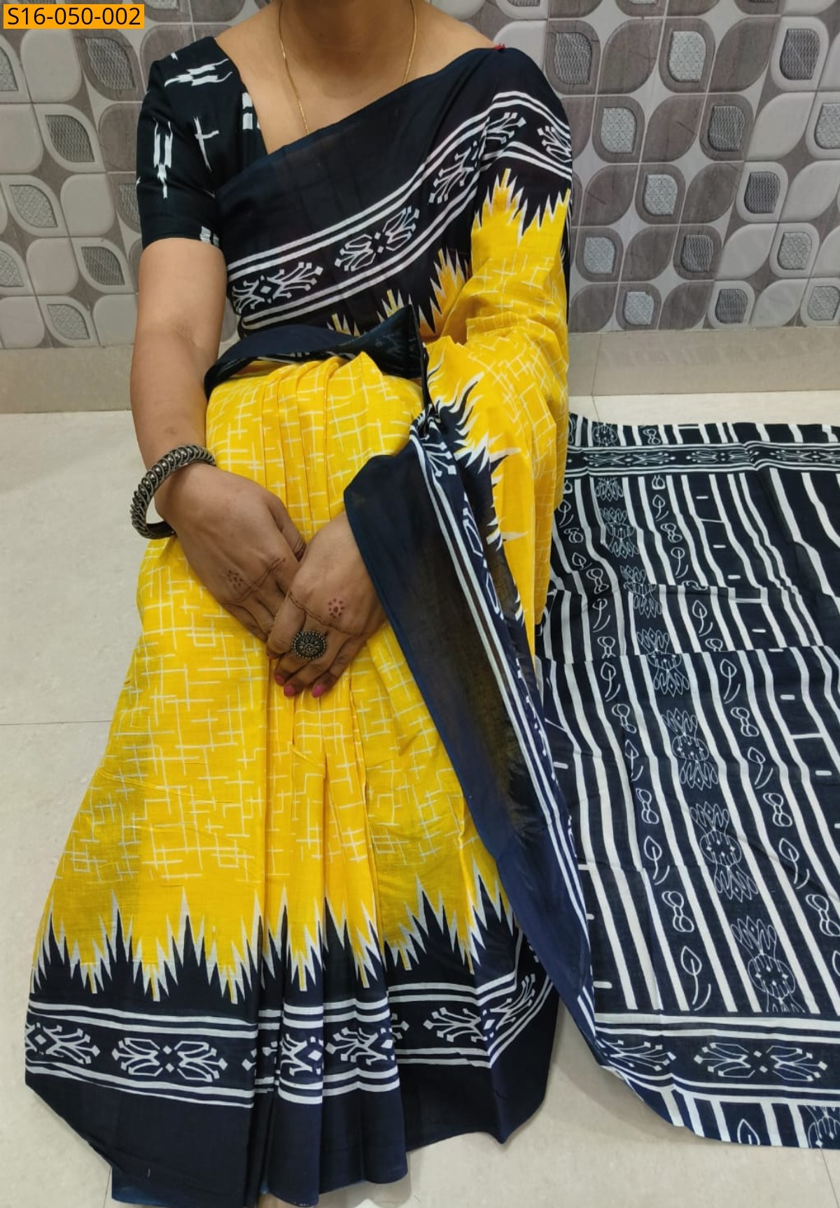 Yellow Mulmul cotton printed sarees 