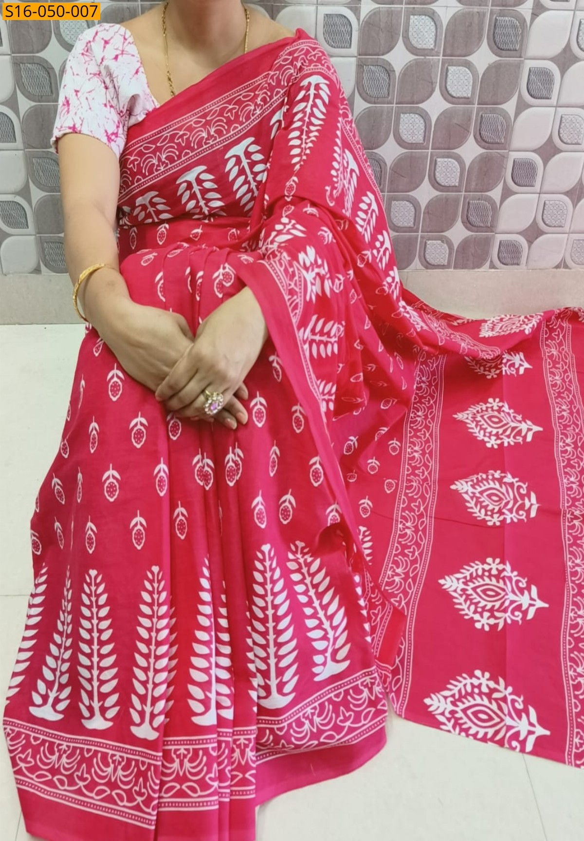 Pink Mulmul cotton printed sarees 