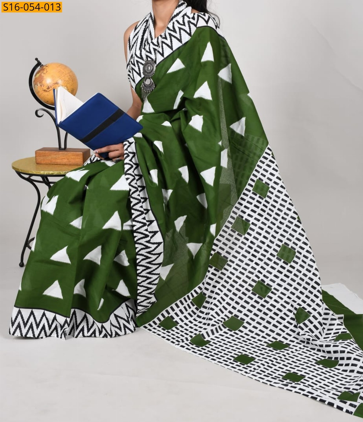 Green Mulmul cotton printed sarees