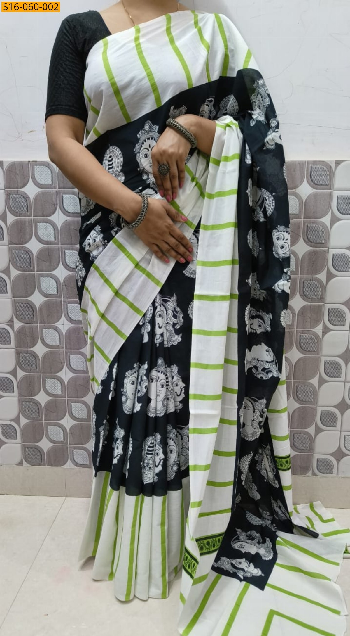 Black Mulmul cotton sarees