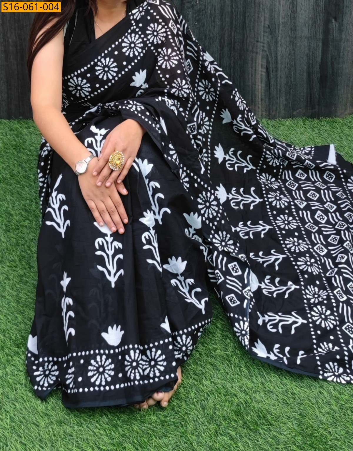 Black Mulmul cotton printed sarees 