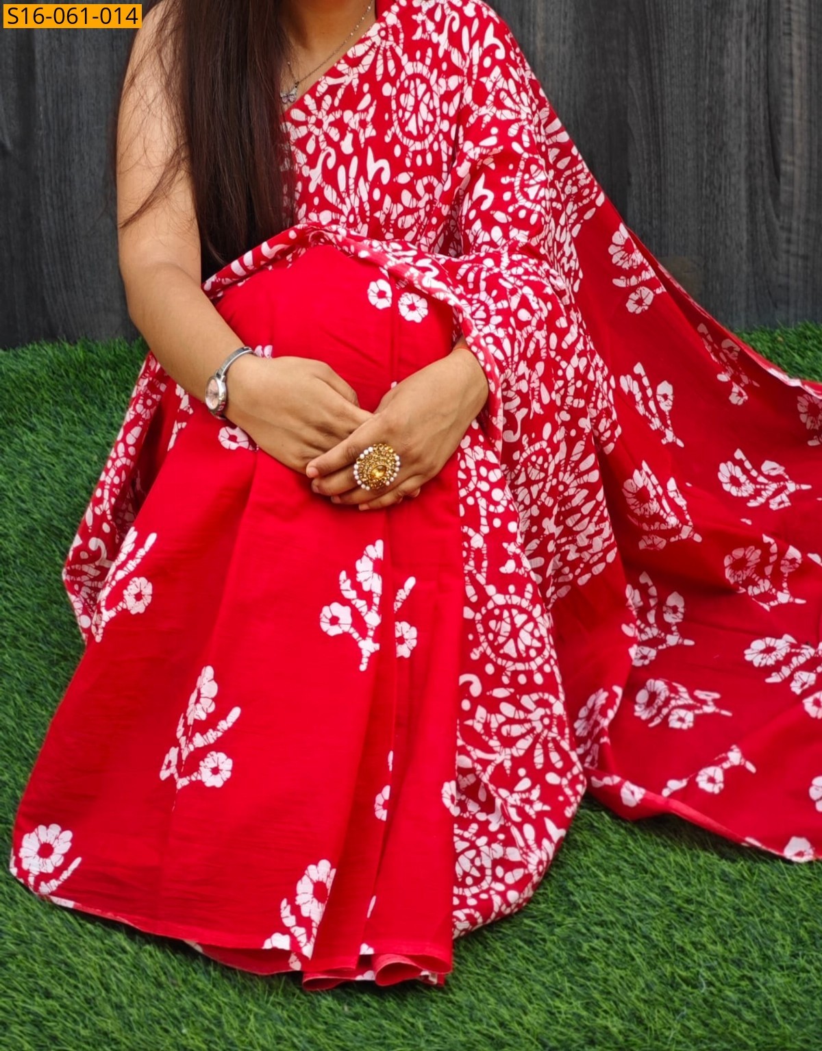 Red Mulmul cotton printed sarees 