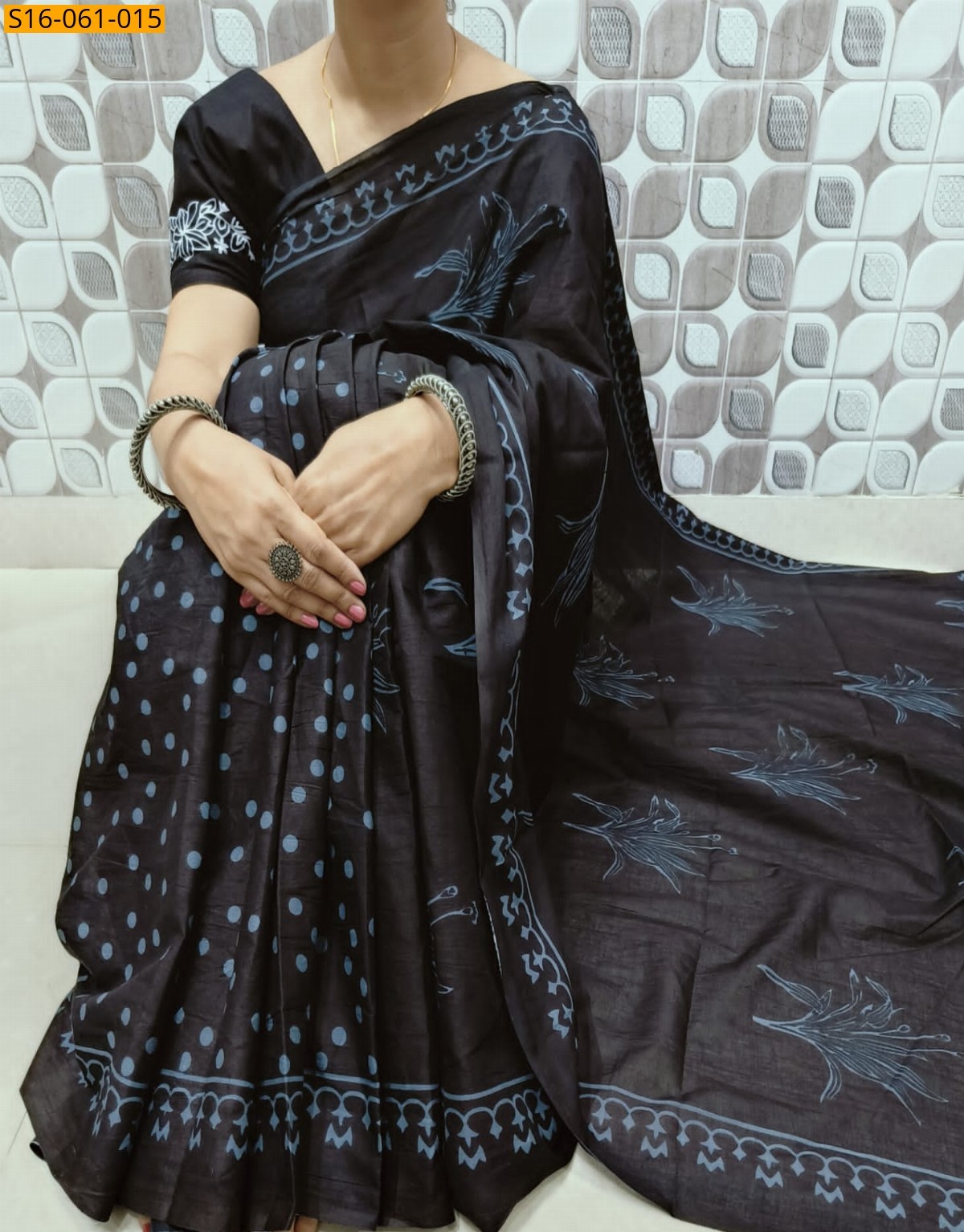 Black Mulmul cotton printed sarees 