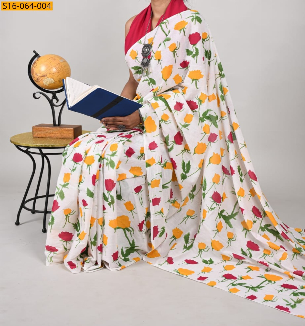 White Mulmul cotton printed sarees