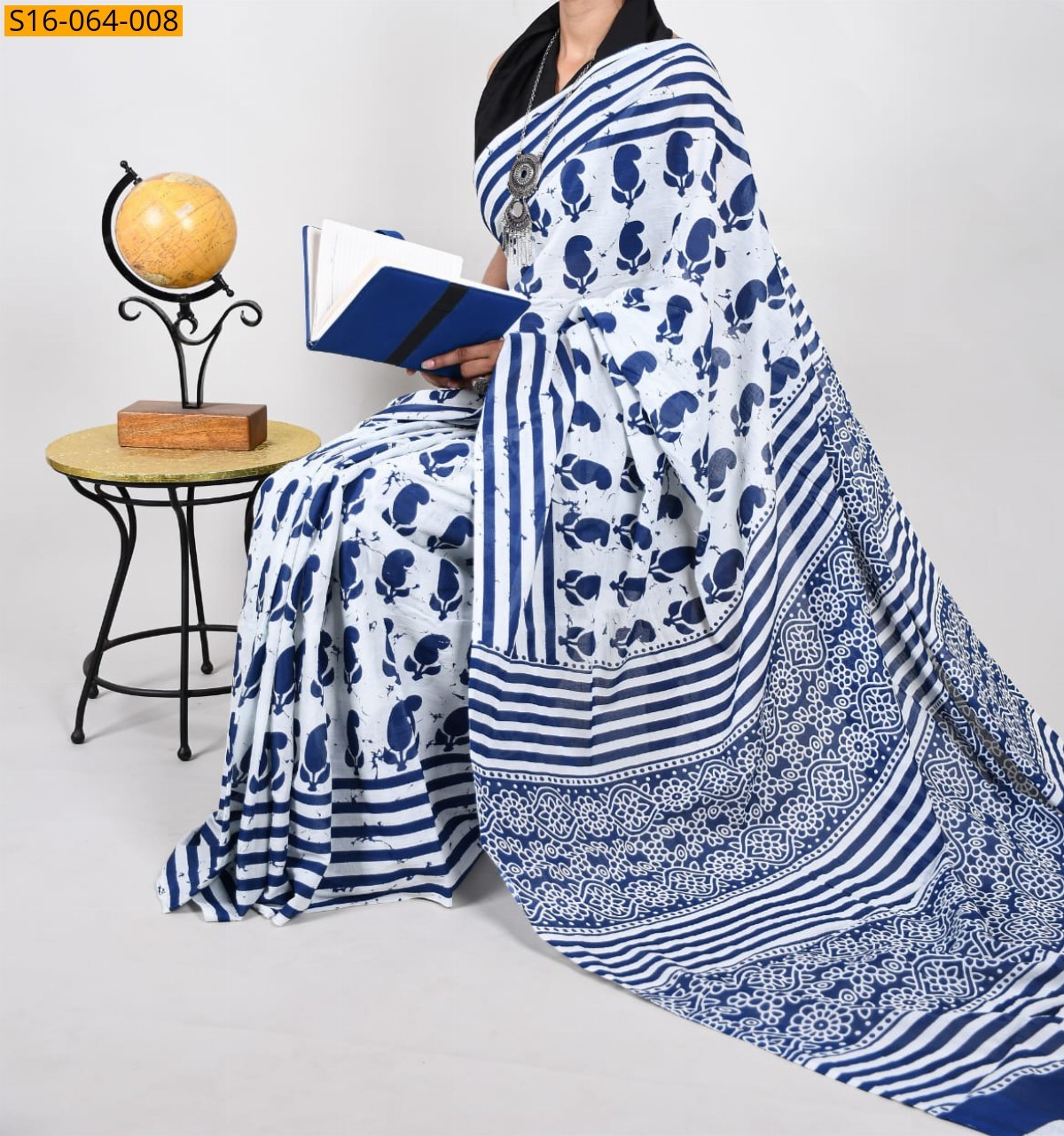 White Mulmul cotton printed sarees