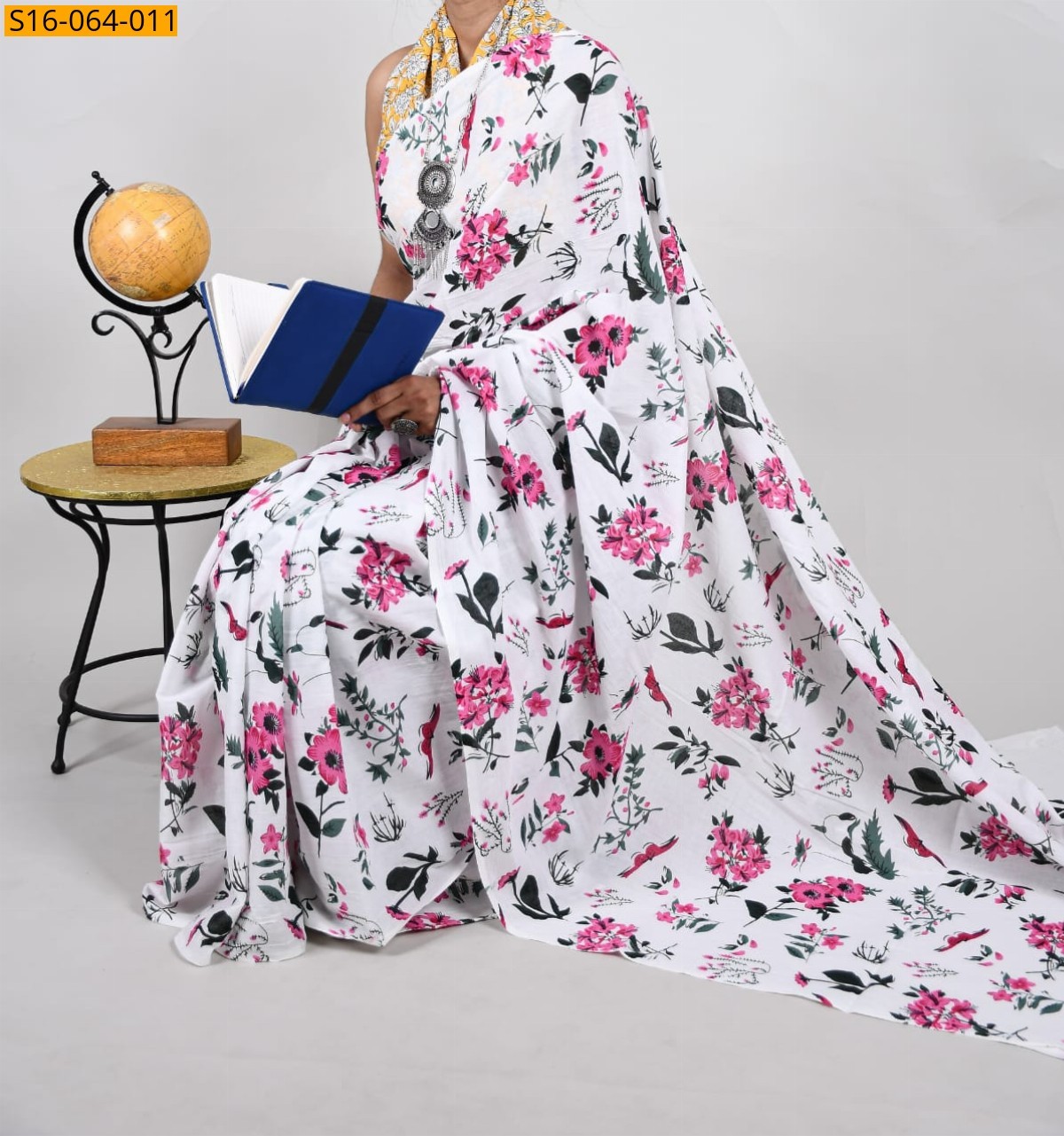 White Mulmul cotton printed sarees