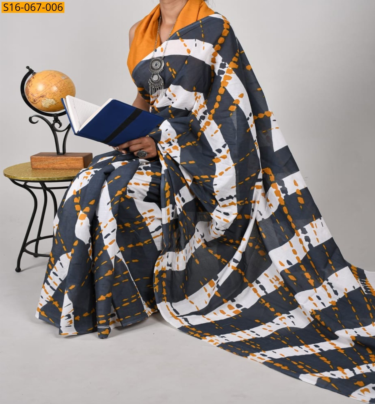 Gray Cotton mulmul Saree