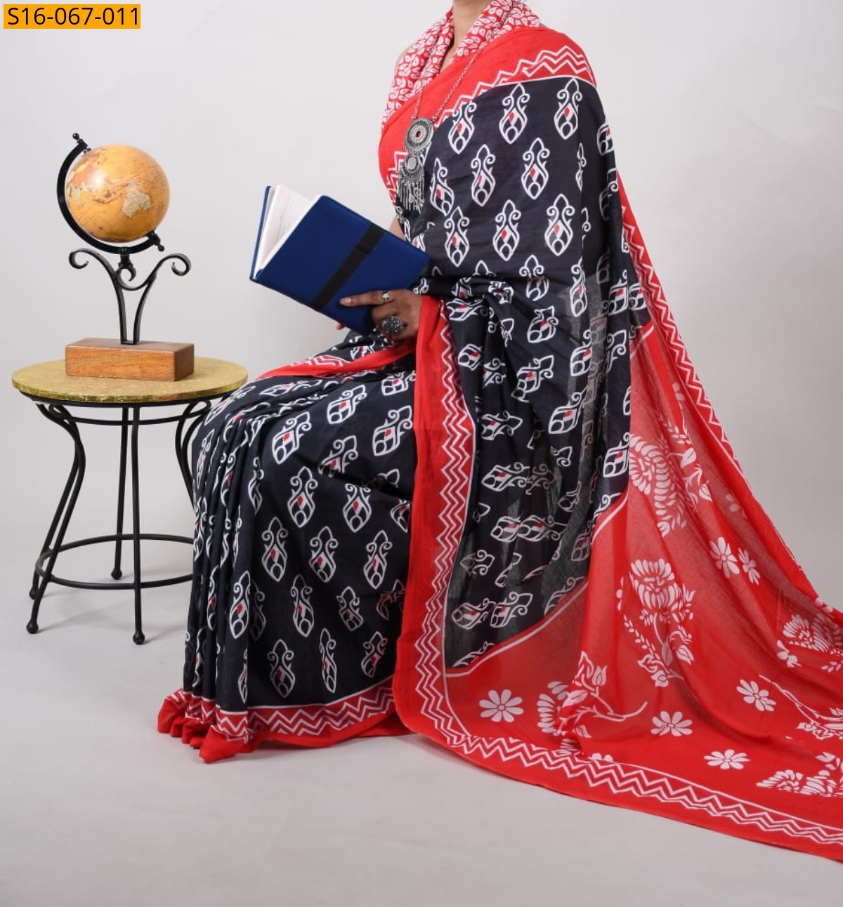 Black Cotton mulmul Saree