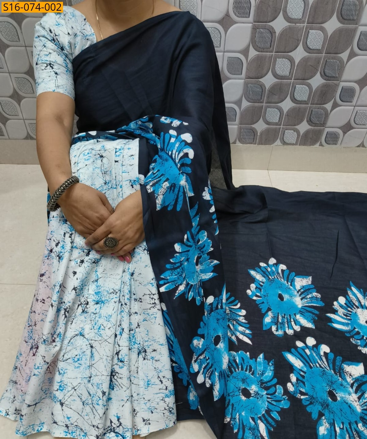 Black Mulmul cotton  sarees