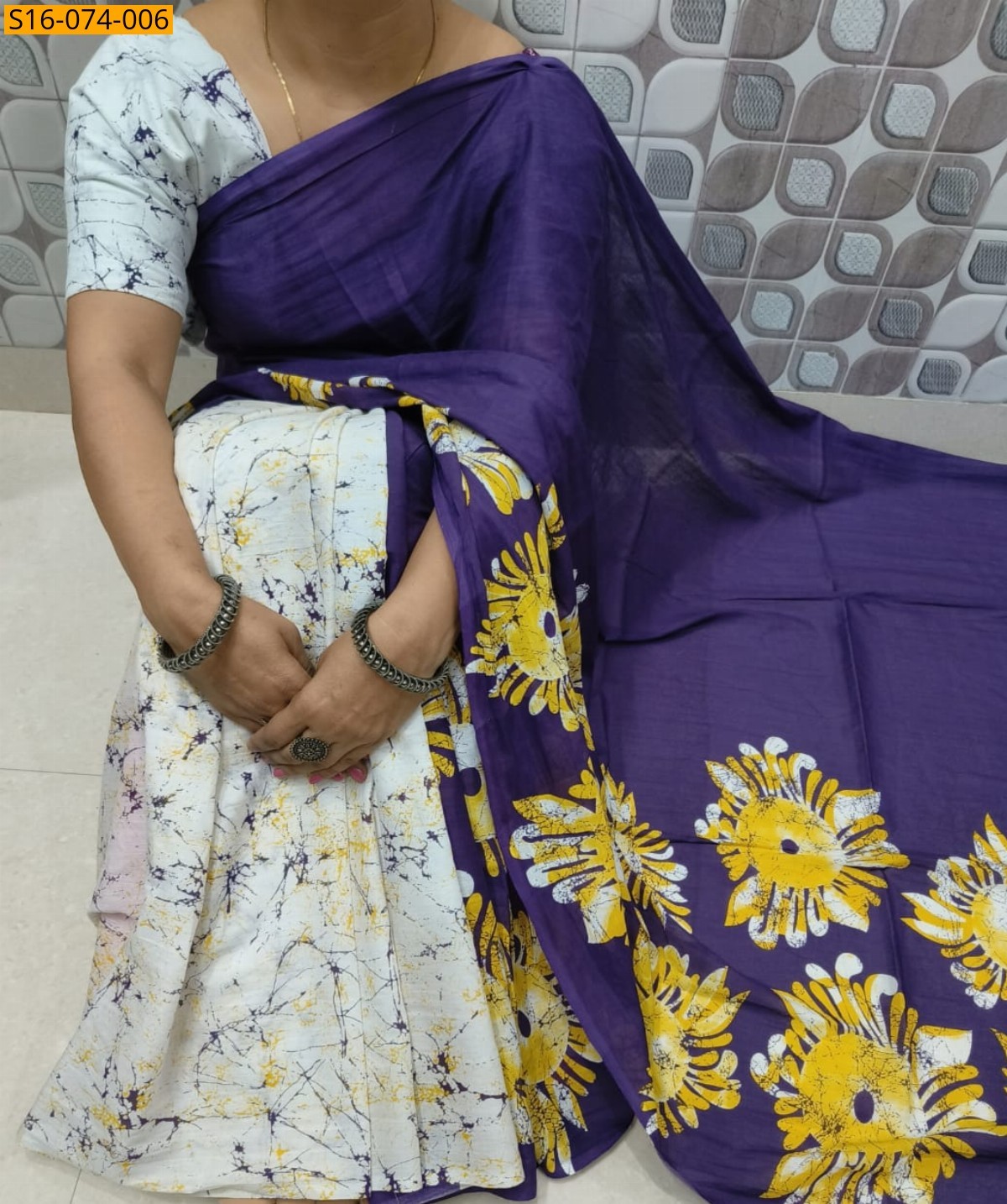 Violet Mulmul cotton  sarees