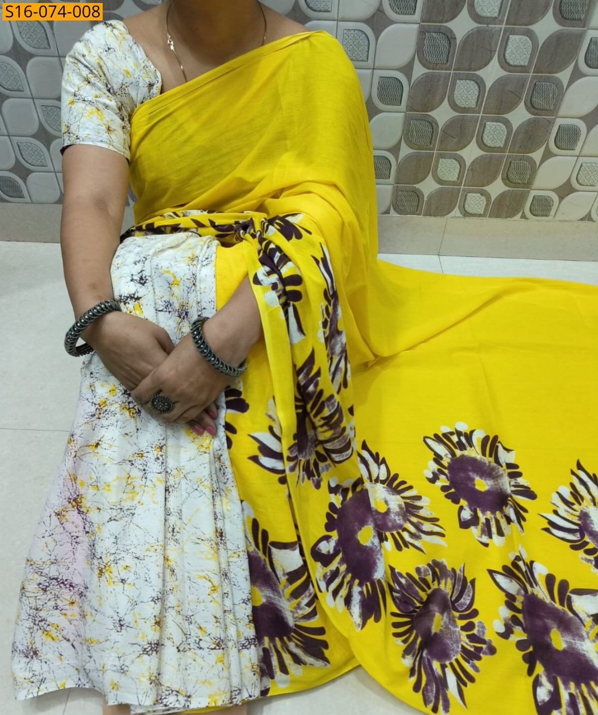 Yellow Mulmul cotton  sarees