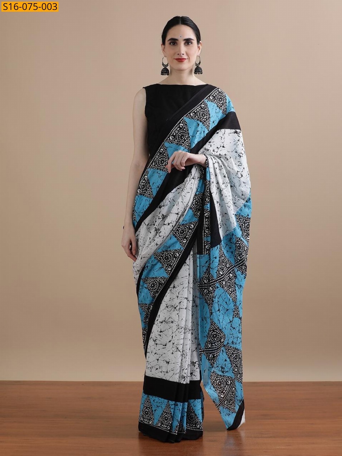 White Mulmul cotton  sarees